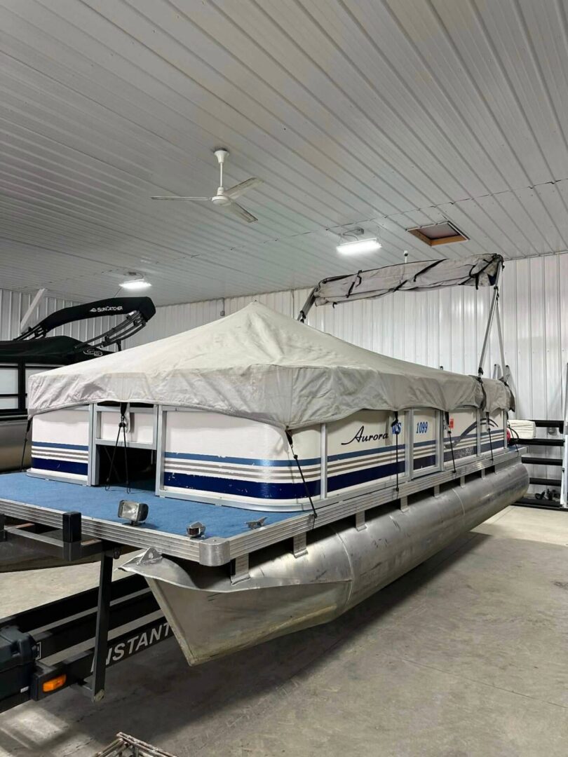2003 Aurora Pontoon - Image 14