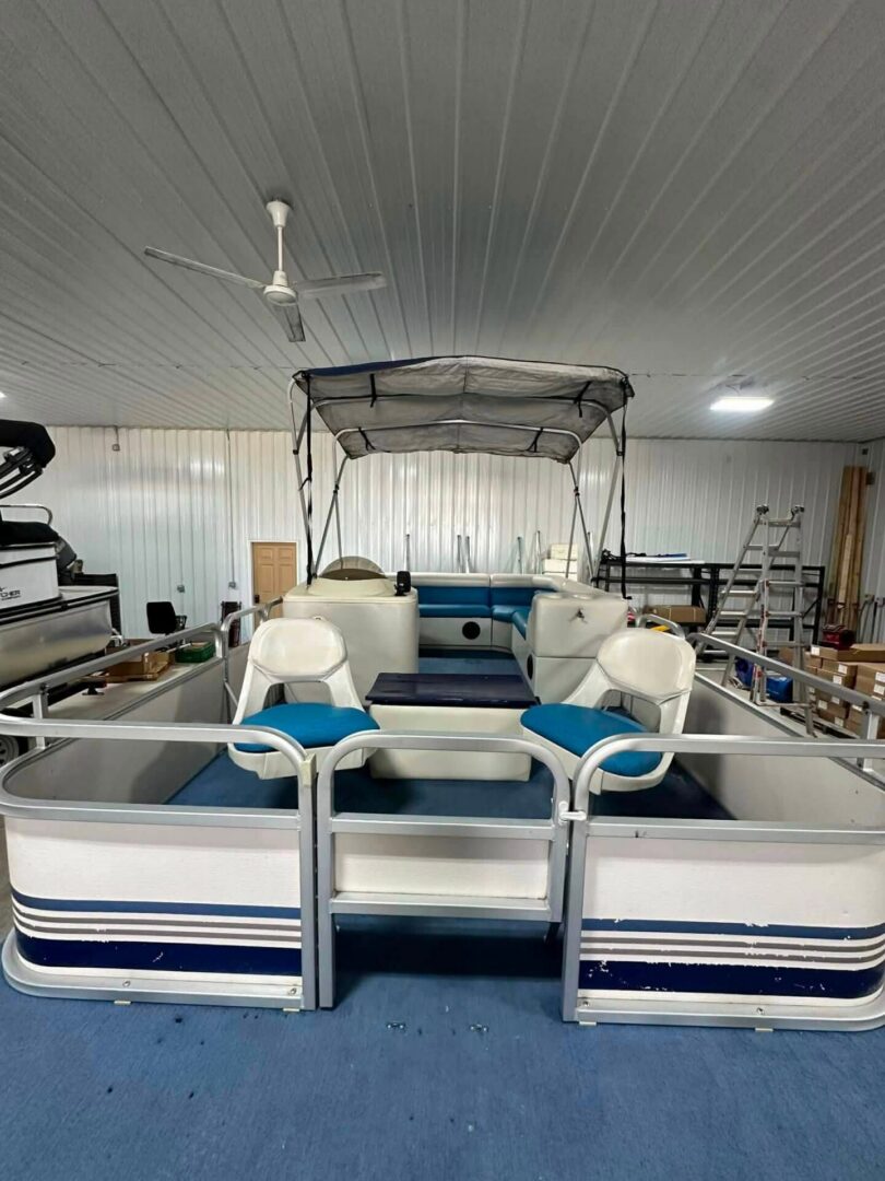 2003 Aurora Pontoon - Image 2